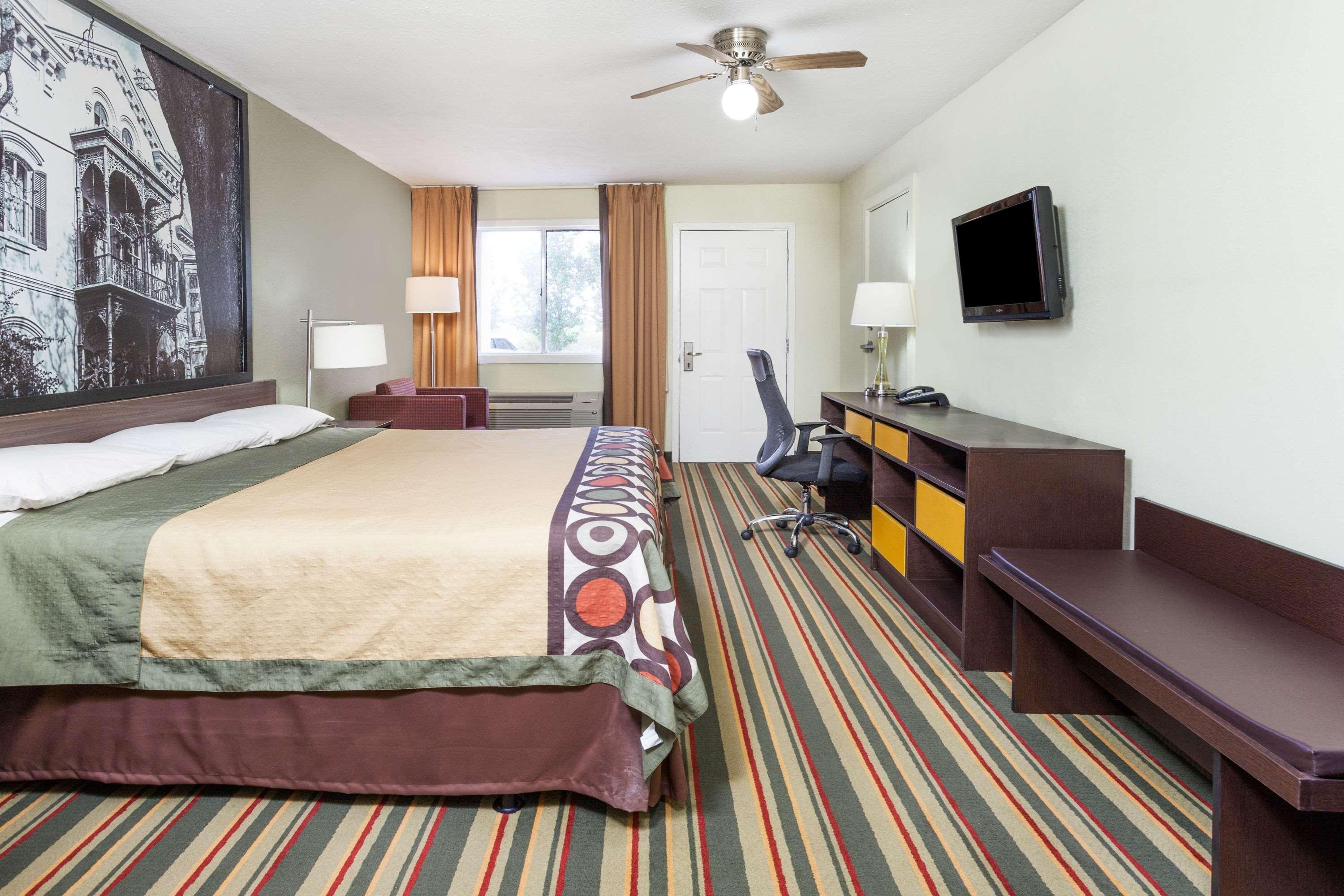 Super 8 By Wyndham Brookhaven Hotel Buitenkant foto
