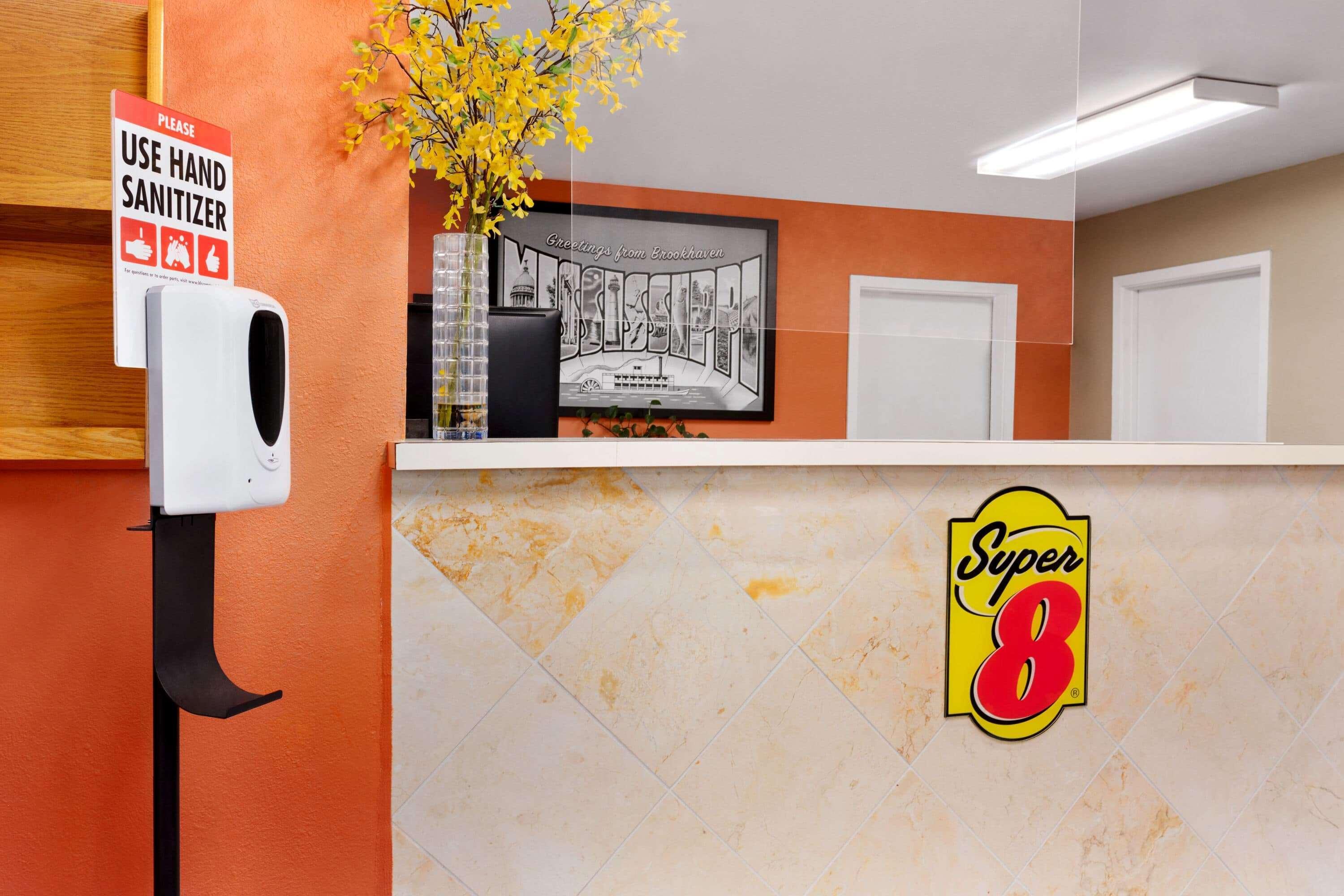 Super 8 By Wyndham Brookhaven Hotel Buitenkant foto