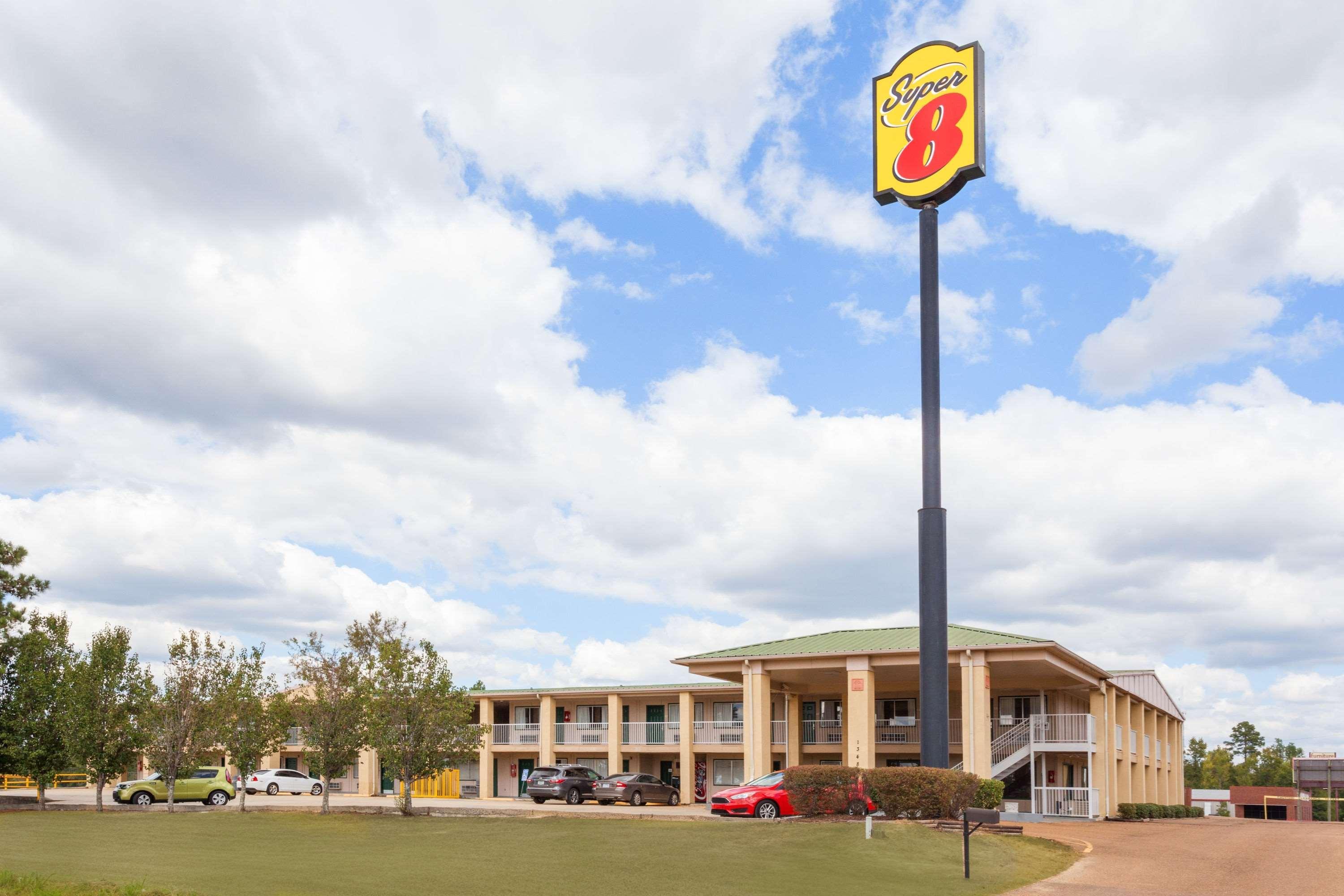 Super 8 By Wyndham Brookhaven Hotel Buitenkant foto