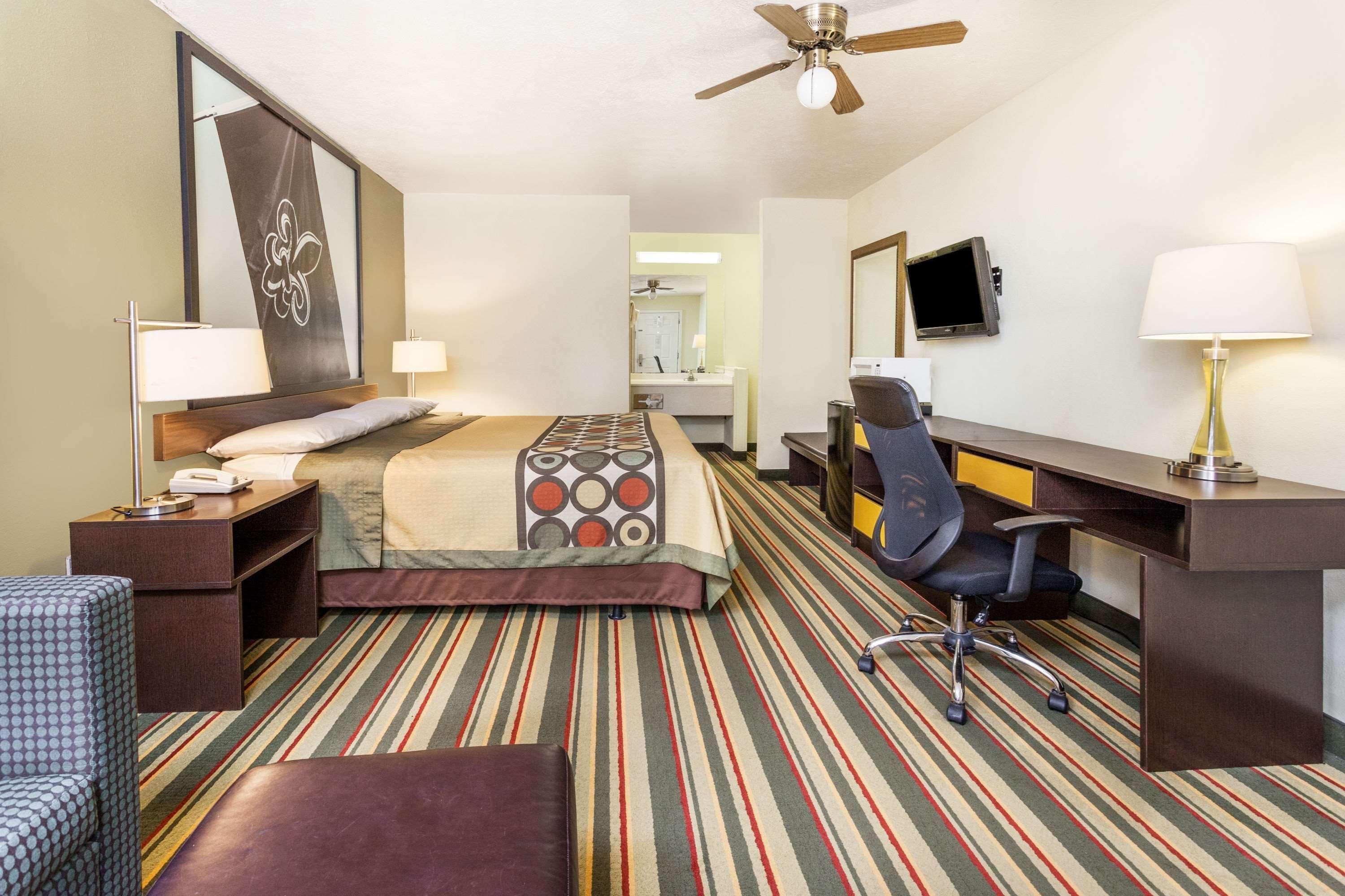 Super 8 By Wyndham Brookhaven Hotel Buitenkant foto